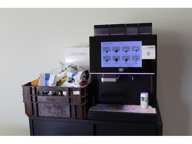 Koffiemachine volautomaat gio coffee alba voor diverse soorten koffie en chocolade. met kleurentouchscreen ... - afbeelding 1 van  5