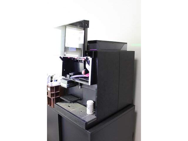 Koffiemachine volautomaat gio coffee alba voor diverse soorten koffie en chocolade. met kleurentouchscreen ... - afbeelding 4 van  5