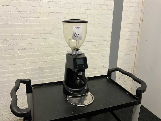 Koffiemolen - afbeelding 1 van  9