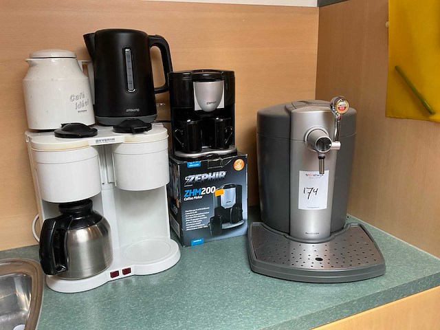 Koffiezetapparaat (2x) - afbeelding 1 van  1