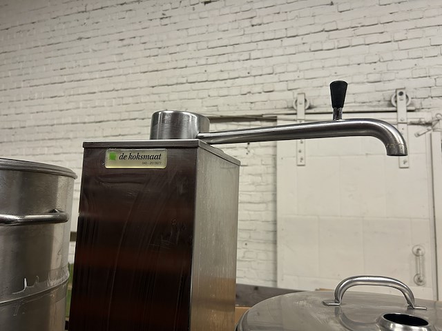 Koffiezetinstallatie met twee containers op onderstel, animo combi-line - afbeelding 7 van  11