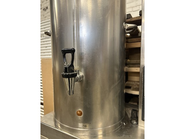 Koffiezetinstallatie met twee containers op onderstel animo combi-line - afbeelding 6 van  7