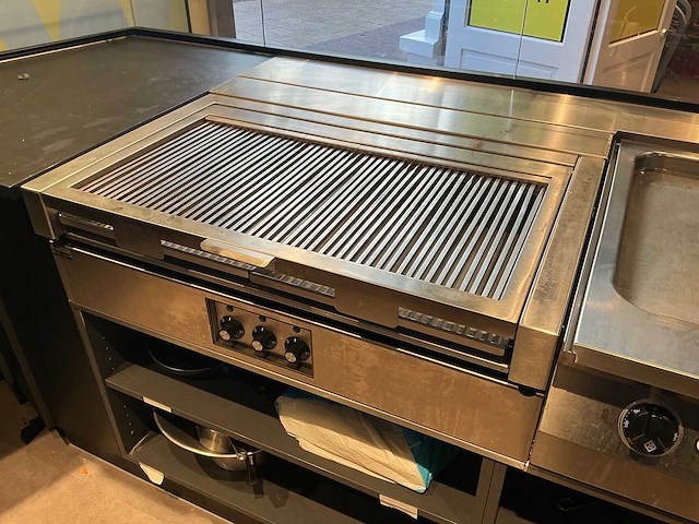 Kohlhoff - n1/6 - 2024 - lava grill - afbeelding 1 van  6