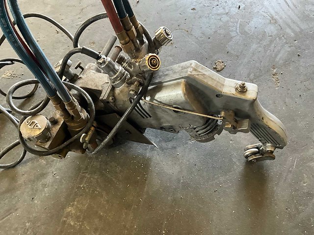 Koike beaver snij-installatie - afbeelding 2 van  5