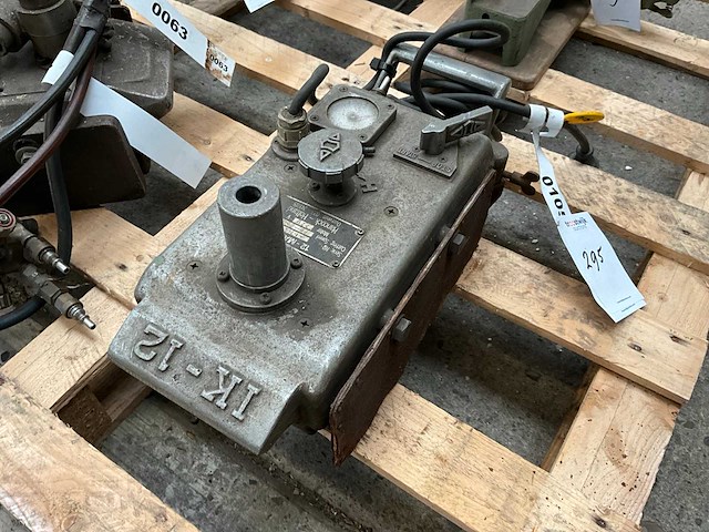 Koike ik-12 snijbrander railwagen - afbeelding 2 van  4