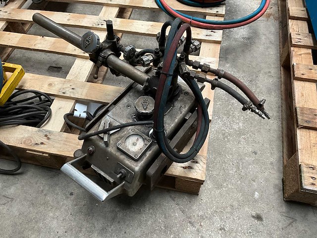 Koike ik-12 snijbrander railwagen - afbeelding 1 van  6