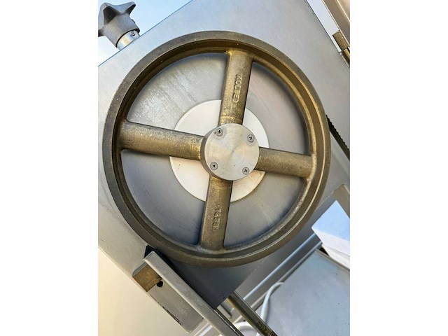 Kolbe - k330 - vleeszaagmachine / lintzaag - afbeelding 4 van  4