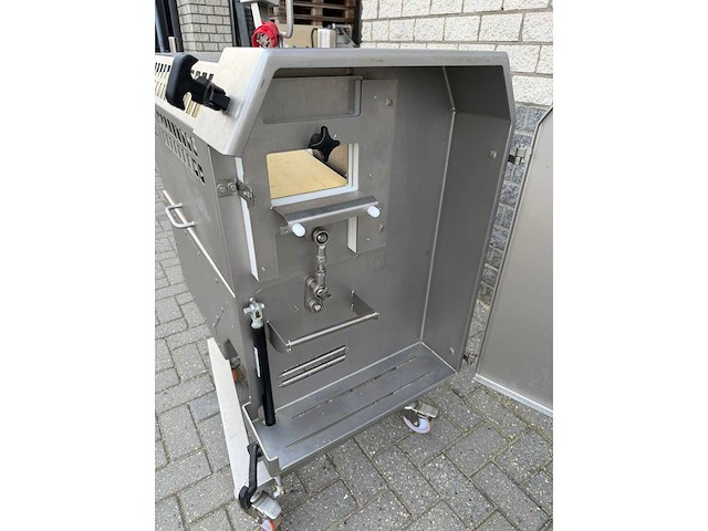 Kolbe - mw 100 + pm 150 portineerder - vleeswolf / gehaktmolen - afbeelding 1 van  13