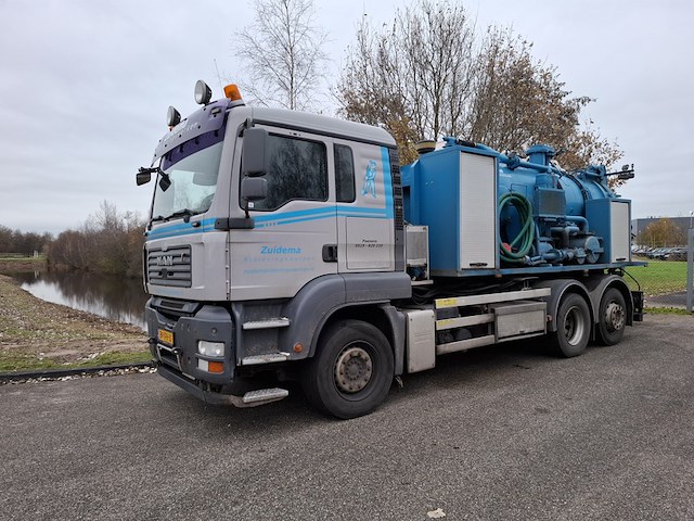 Kolkenzuiger man, tga 26.320 6x2-4 bl, bouwjaar 2008 - afbeelding 1 van  75