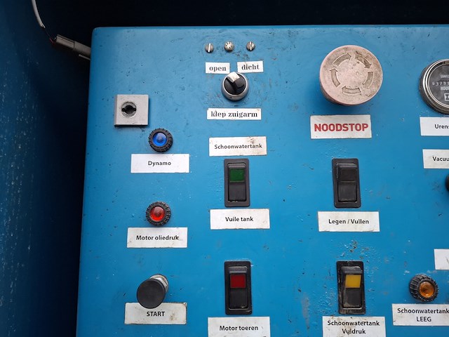 Kolkenzuiger man, tga 26.320 6x2-4 bl, bouwjaar 2008 - afbeelding 36 van  75