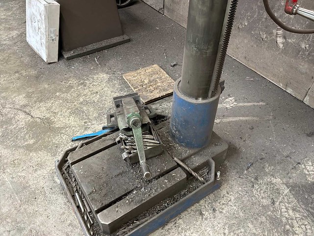 Kolomboormachine 400v - afbeelding 5 van  8