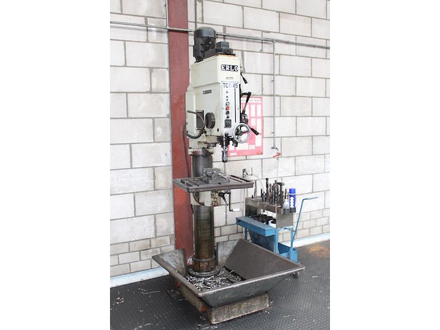 Kolomboormachine erlo tca4-45 met machineklem en onderdelen- / accessoirewagen. bouwjaar onbekend. - afbeelding 2 van  4
