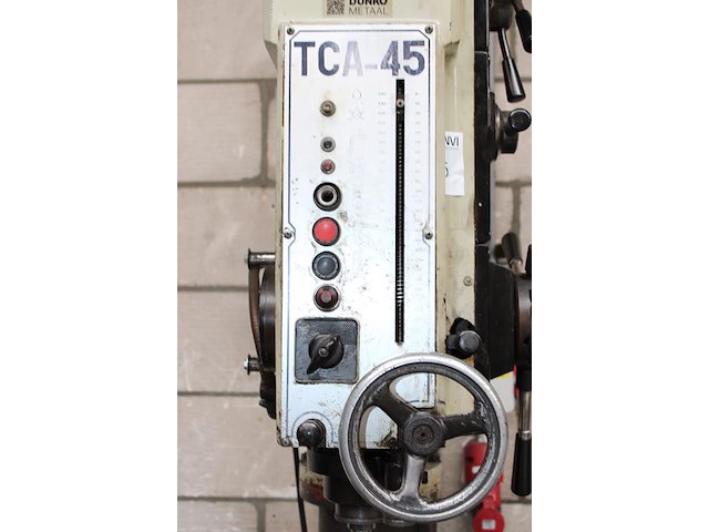 Kolomboormachine erlo tca4-45 met machineklem en onderdelen- / accessoirewagen. bouwjaar onbekend. - afbeelding 3 van  4