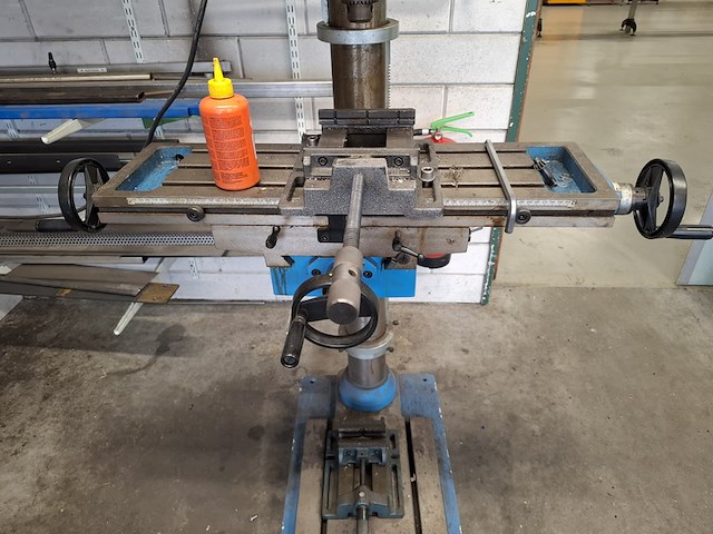 Kolomboormachine hbm, 40h boor/tap, bouwjaar 2019 - afbeelding 8 van  11