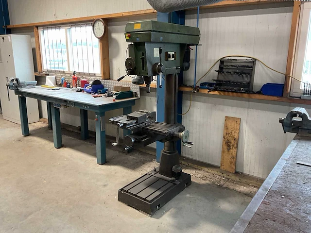 Kolomboormachine met kruistafel - afbeelding 3 van  8