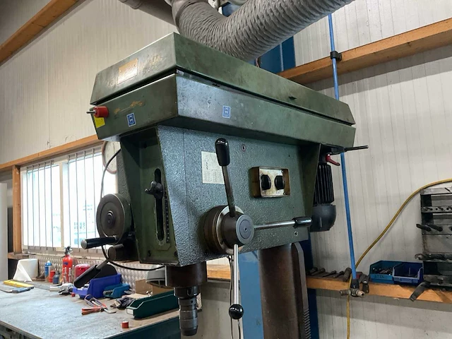 Kolomboormachine met kruistafel - afbeelding 6 van  8