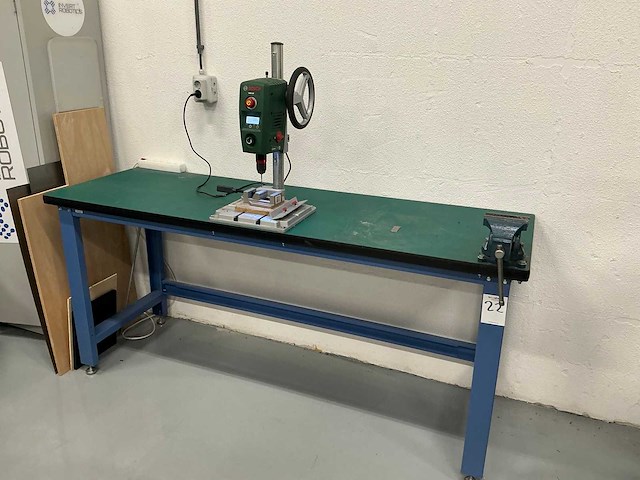 Kolomboormachine met werkbank en bankschroef - afbeelding 4 van  10