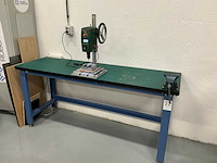 Kolomboormachine met werkbank en bankschroef - afbeelding 4 van  10