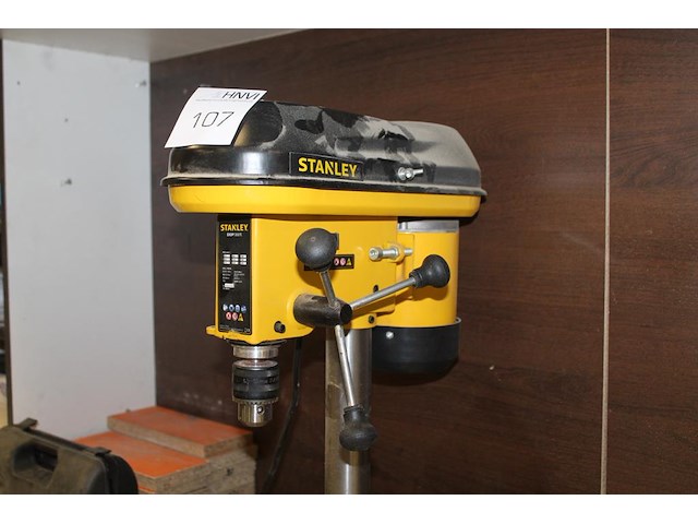 Kolomboormachine stanley sxdp 13597e. - afbeelding 1 van  3