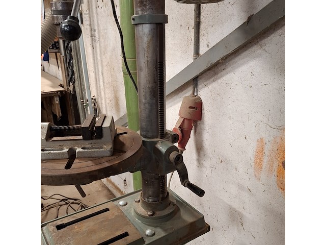 Kolomboormachine - afbeelding 11 van  13