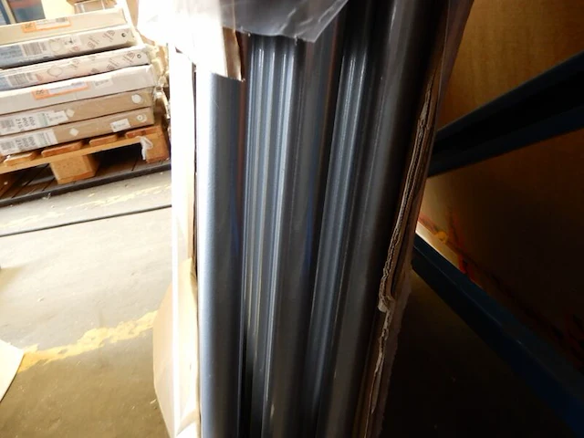 Kolomradiator, drl, multikolom, zilvergrijs, 60x73cm - afbeelding 3 van  4