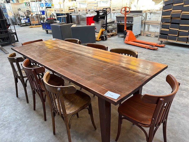 Koloniale café tafel met 8 stoelen - afbeelding 1 van  2