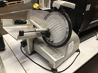 Kolossal elektrische snijmachine