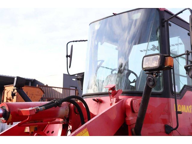 Komatsu - 1999 - wa 270-3 - shovel - afbeelding 2 van  19