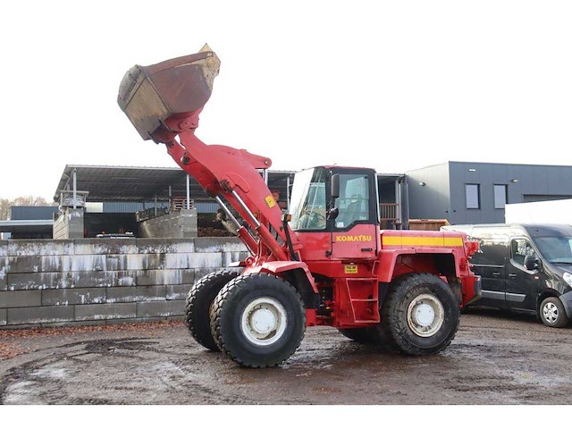 Komatsu - 1999 - wa 270-3 - shovel - afbeelding 3 van  19