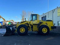 Komatsu - 2001 - wa-420 wheel loader - bulldozer - afbeelding 3 van  6