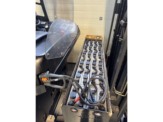 Komatsu - 2007 - fb16rj-2r - reach truck - afbeelding 4 van  13