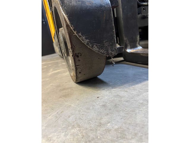 Komatsu - 2007 - fb16rj-2r - reach truck - afbeelding 7 van  13