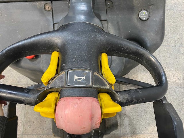 Komatsu - 2008 - mws14f - stapelaar - afbeelding 2 van  13