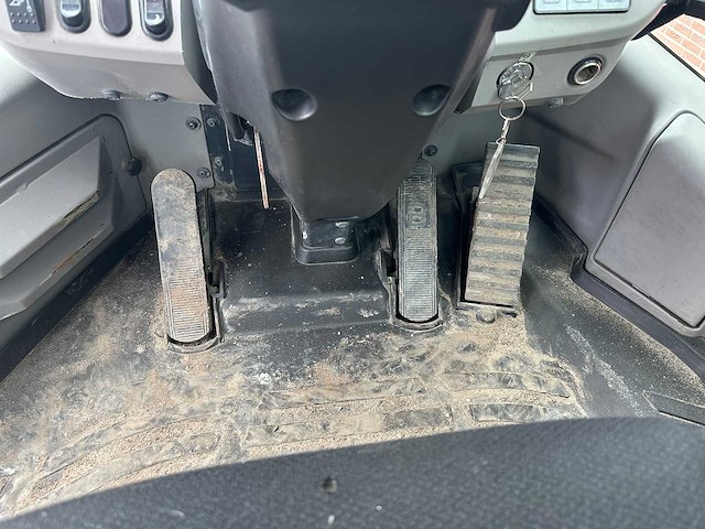 Komatsu - 2019 - wa270-8 - shovel - afbeelding 17 van  22