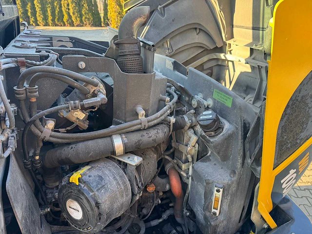 Komatsu - 2020 - wa100m-8e0 - shovel - afbeelding 3 van  12