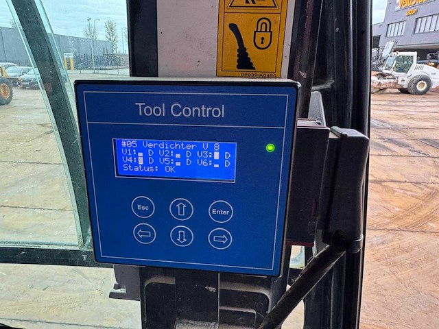 Komatsu - pc138us - tracked excavator - 2017 - afbeelding 19 van  31