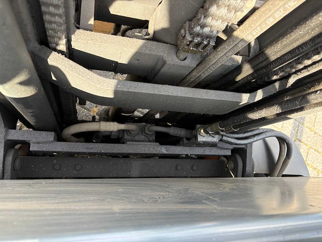 Komatsu - vorkheftruck - afbeelding 2 van  16