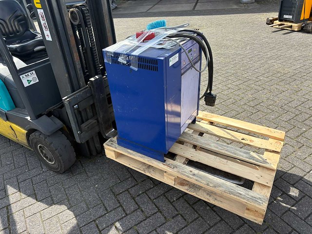 Komatsu - vorkheftruck - afbeelding 13 van  16
