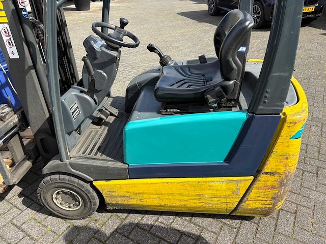 Komatsu - vorkheftruck - afbeelding 15 van  16