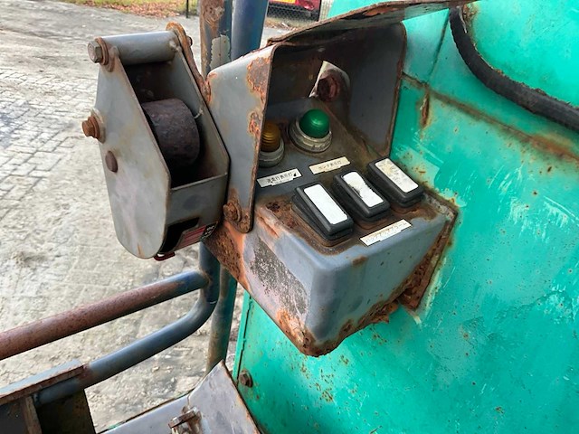 Komatsu cd30r-1 roterende rupsdumper - afbeelding 5 van  25