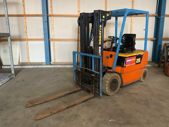 Komatsu eh30 t44 vorkheftruck - afbeelding 1 van  17
