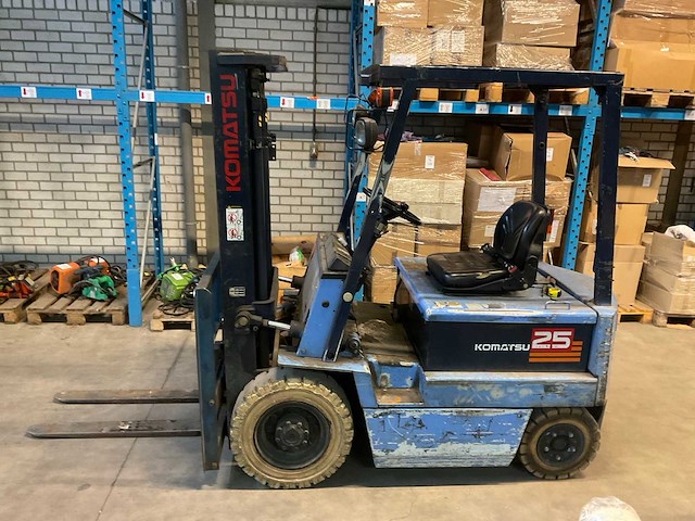 Komatsu fb20-3 vorkheftruck - afbeelding 12 van  20