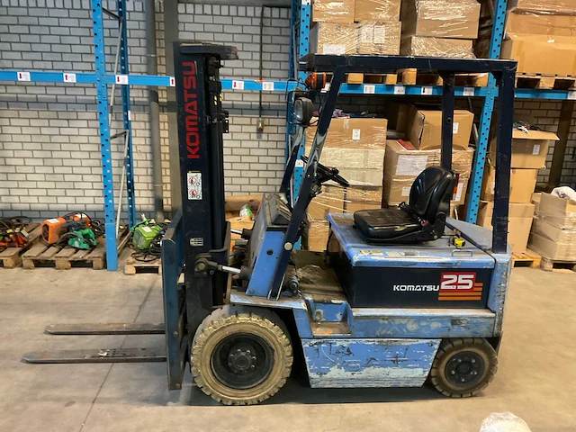 Komatsu fb20-3 vorkheftruck - afbeelding 12 van  20