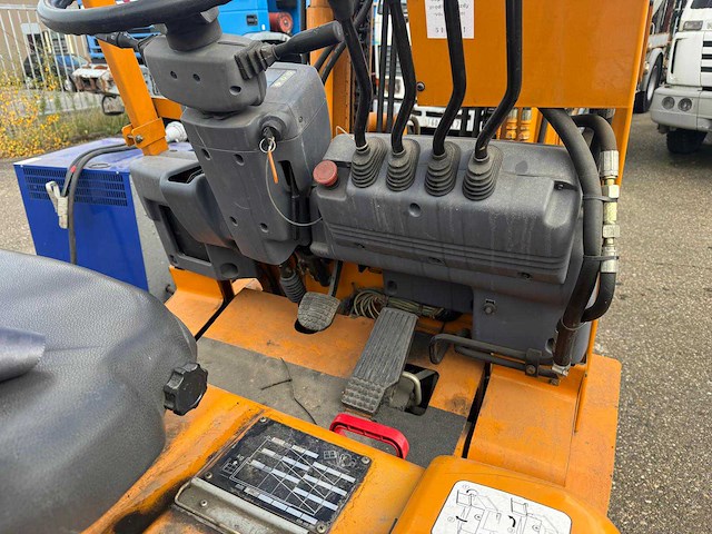 Komatsu fb30ex-8 3000kg vorkheftruck met klem en rotator - afbeelding 15 van  15