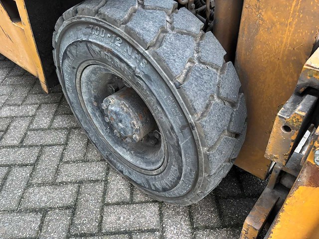 Komatsu fd0-7 vorkheftruck - afbeelding 4 van  14