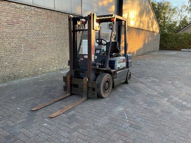 Komatsu fd25t diesel vorkheftruck 2500kg - afbeelding 5 van  8