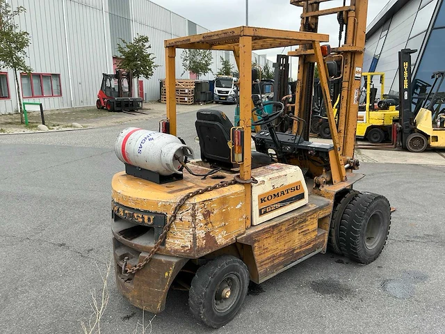 Komatsu fg25-8 vorkheftruck gas - afbeelding 9 van  15