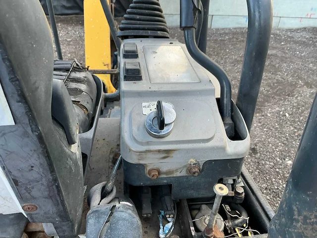 Komatsu pc18 mr-2 minigraafmachine - afbeelding 31 van  38