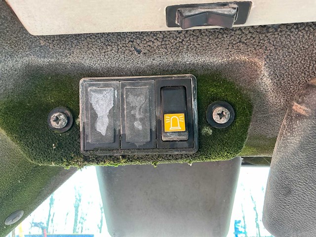 Komatsu wa320-3h shovel defect - afbeelding 32 van  44