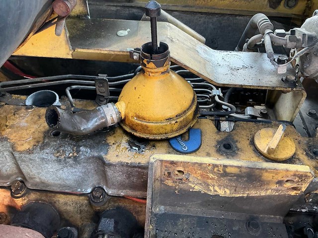 Komatsu wa320-3h shovel defect - afbeelding 33 van  39